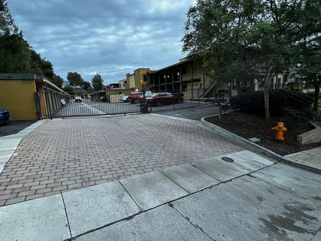 2360 Paseo De Laura 1, Oceanside, CA 92056