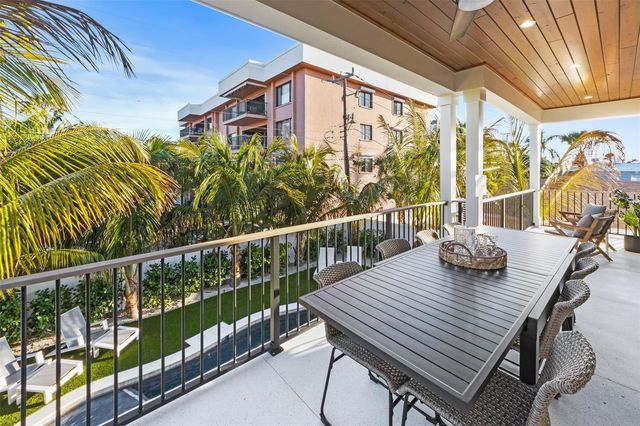 150 GRANT DRIVE, Sarasota, FL 34236