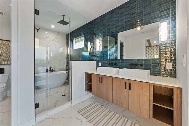 150 GRANT DRIVE, Sarasota, FL 34236