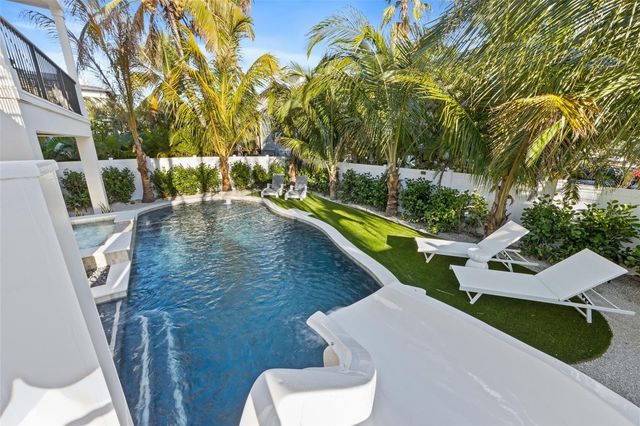 150 GRANT DRIVE, Sarasota, FL 34236