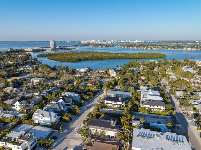 150 GRANT DRIVE, Sarasota, FL 34236