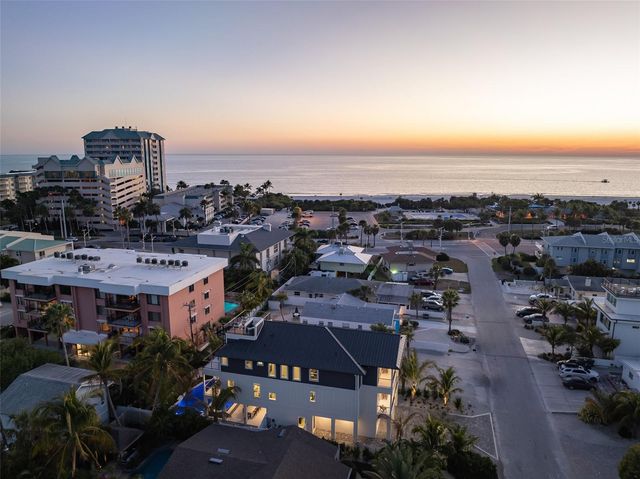 150 GRANT DRIVE, Sarasota, FL 34236