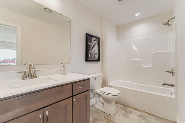 13601 Arrowhead Way, Rosemount, MN 55068