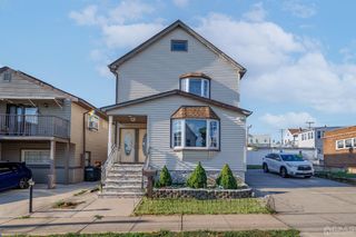 52 Sharot Street, Carteret, NJ 07008