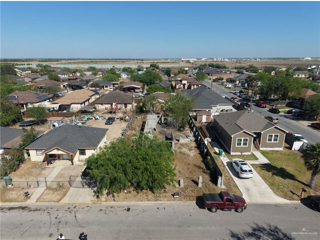 7205 S La Mora Avenue, Pharr, TX 78577