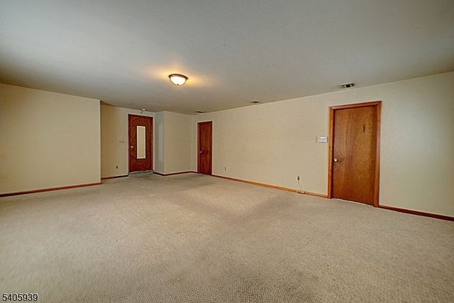 1316 Alps Rd, Wayne Twp., NJ 07470