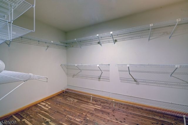 1316 Alps Rd, Wayne Twp., NJ 07470