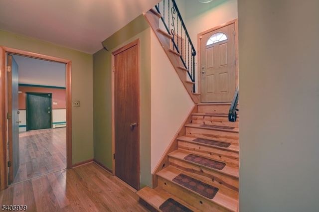 1316 Alps Rd, Wayne Twp., NJ 07470