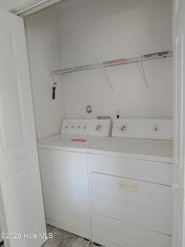 2260 Adams Street, Wilmington, NC 28401