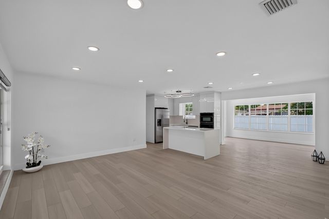 2701 DE SOTO Drive, Miramar, FL 33023