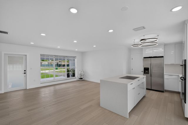 2701 DE SOTO Drive, Miramar, FL 33023