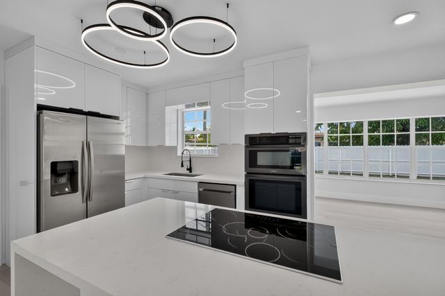 2701 DE SOTO Drive, Miramar, FL 33023