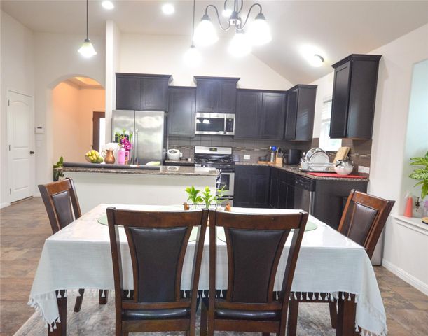 5632 Sabbia DR, Round Rock, TX 78665