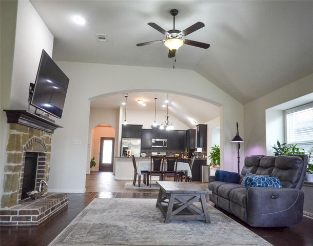 5632 Sabbia DR, Round Rock, TX 78665