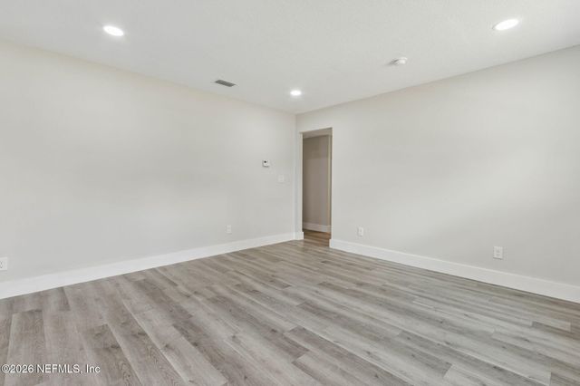 6712 HARLOW Boulevard, Jacksonville, FL 32210