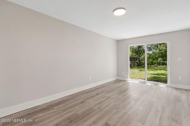 6712 HARLOW Boulevard, Jacksonville, FL 32210