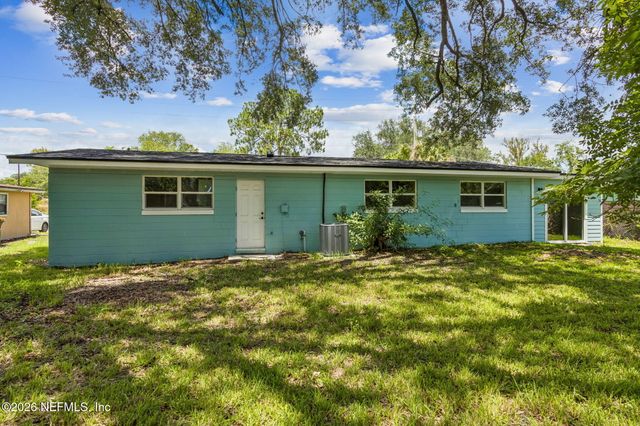 6712 HARLOW Boulevard, Jacksonville, FL 32210