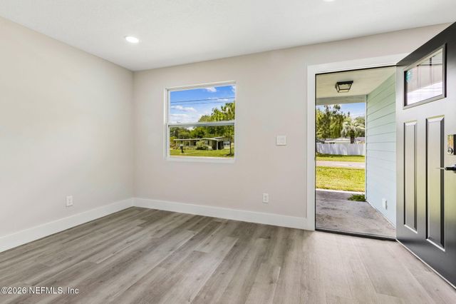6712 HARLOW Boulevard, Jacksonville, FL 32210