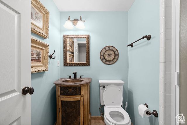 2415 E KARREN ST, Holladay, UT 84124