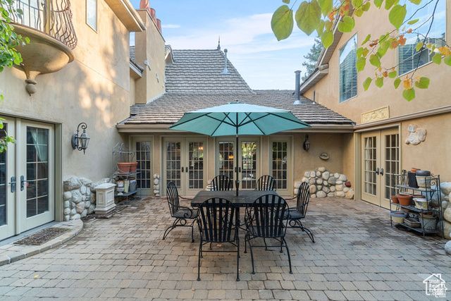 2415 E KARREN ST, Holladay, UT 84124