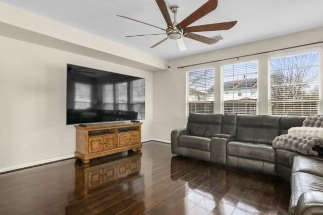 3727 Norwood Glen Lane, Friendswood, TX 77546