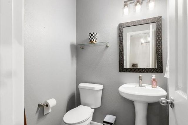 3727 Norwood Glen Lane, Friendswood, TX 77546