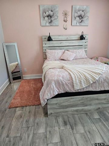 413 S CR 3101, Jacksonville, TX 75766
