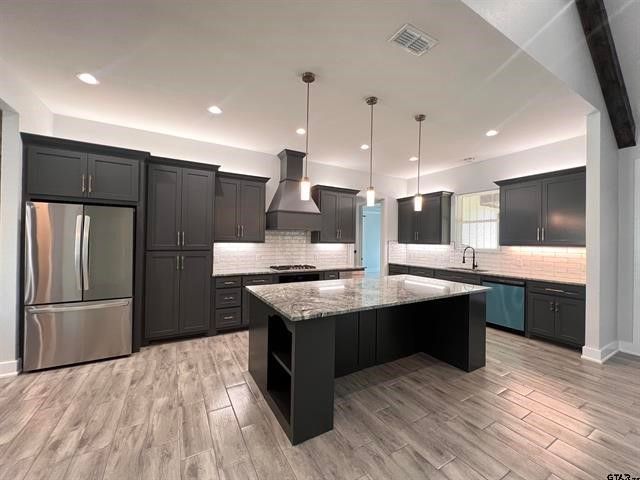 413 S CR 3101, Jacksonville, TX 75766