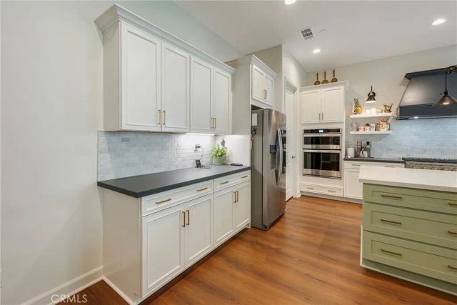 24590 Crestley Drive, Corona, CA 92883