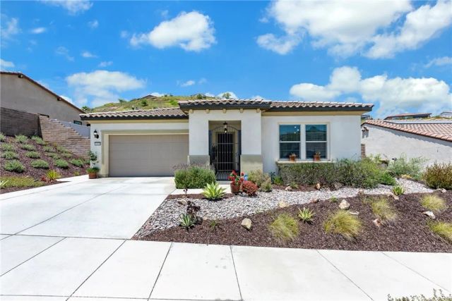 24590 Crestley Drive, Corona, CA 92883