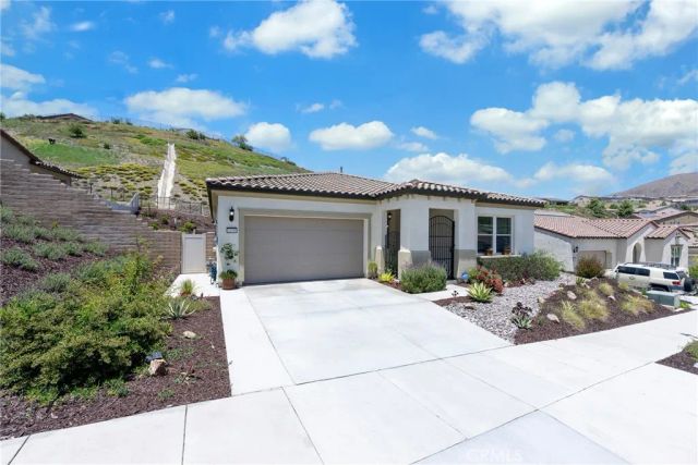 24590 Crestley Drive, Corona, CA 92883