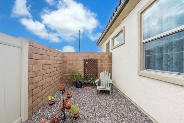 24590 Crestley Drive, Corona, CA 92883