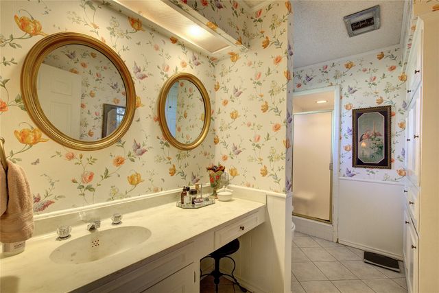 121 Lewis Street, Sulphur Springs, TX 75482