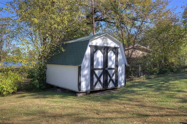 121 Lewis Street, Sulphur Springs, TX 75482