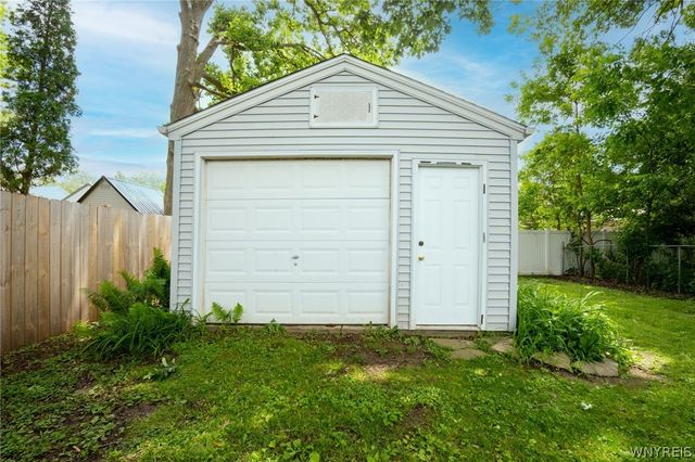 317 North Avenue, North Tonawanda, NY 14120