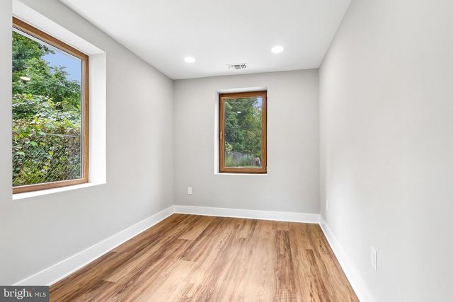 1509 VENICE AVE, Bristol, PA 19007