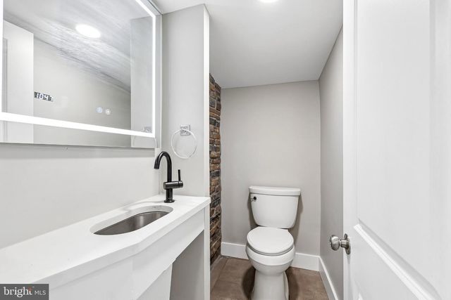 1509 VENICE AVE, Bristol, PA 19007