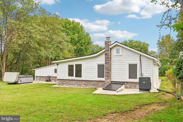 1509 VENICE AVE, Bristol, PA 19007