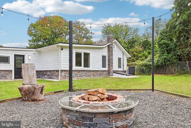 1509 VENICE AVE, Bristol, PA 19007