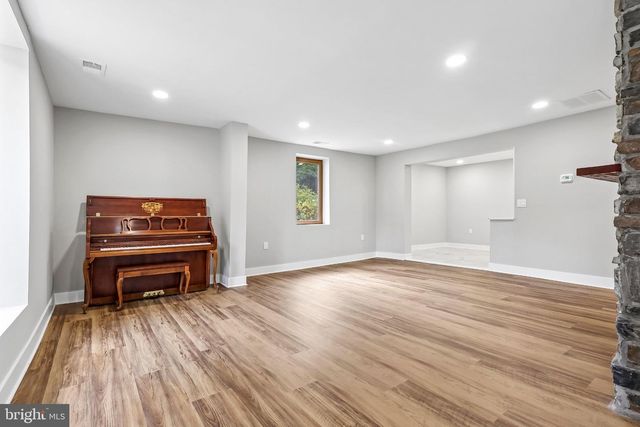 1509 VENICE AVE, Bristol, PA 19007
