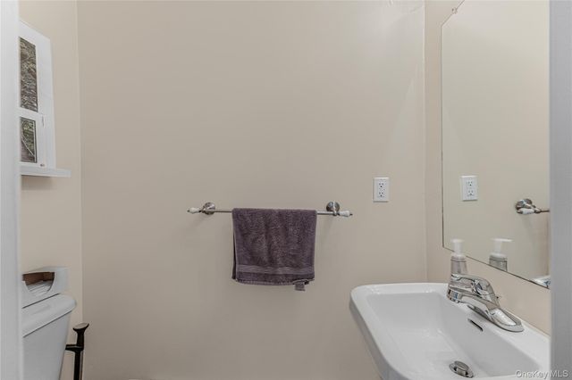 239 Mary Lou Avenue, Yonkers, NY 10703