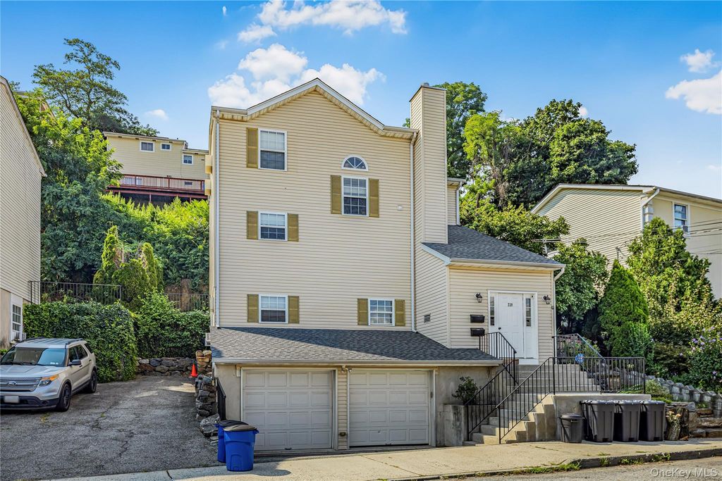 239 Mary Lou Avenue, Yonkers, NY 10703 — exterior