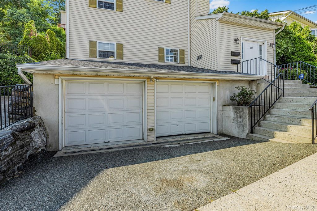 239 Mary Lou Avenue, Yonkers, NY 10703 — photo 4