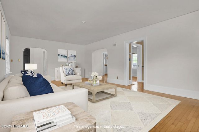 6 Keaton Avenue, Wilmington, NC 28403