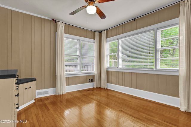 6 Keaton Avenue, Wilmington, NC 28403