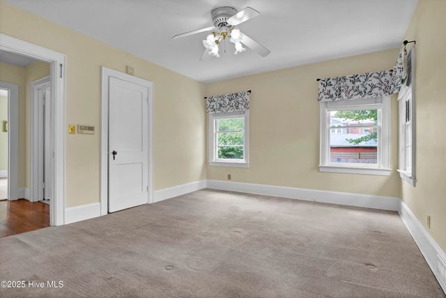 6 Keaton Avenue, Wilmington, NC 28403