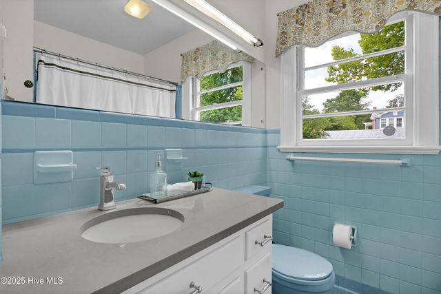 6 Keaton Avenue, Wilmington, NC 28403