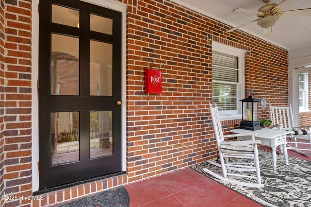 6 Keaton Avenue, Wilmington, NC 28403