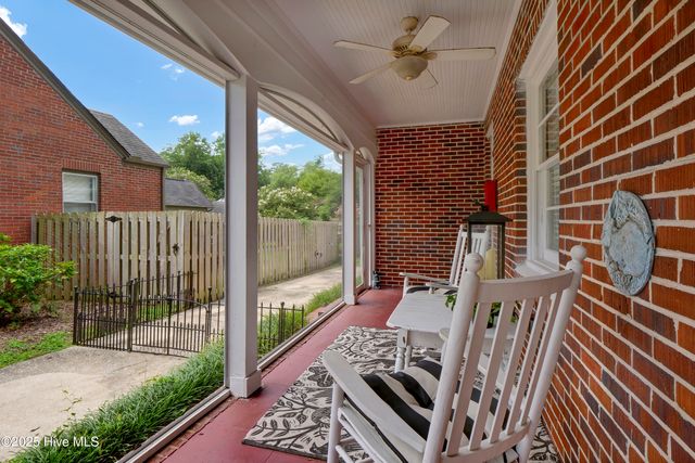 6 Keaton Avenue, Wilmington, NC 28403