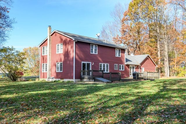 2 Sawmill Cir, Charlton, MA 01507